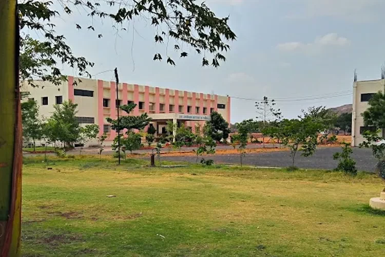 Sri Aurobindo Institute of Pharmacy, Indore