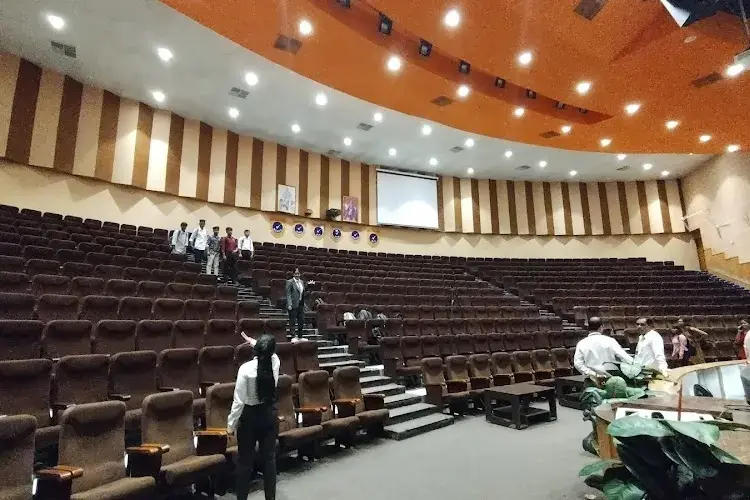 Sri Balaji University, Pune