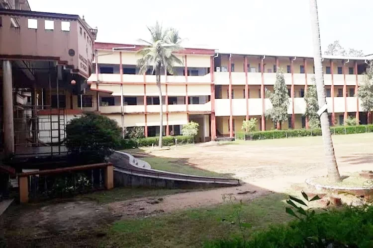 Sri Bhuvanendra College, Karkala