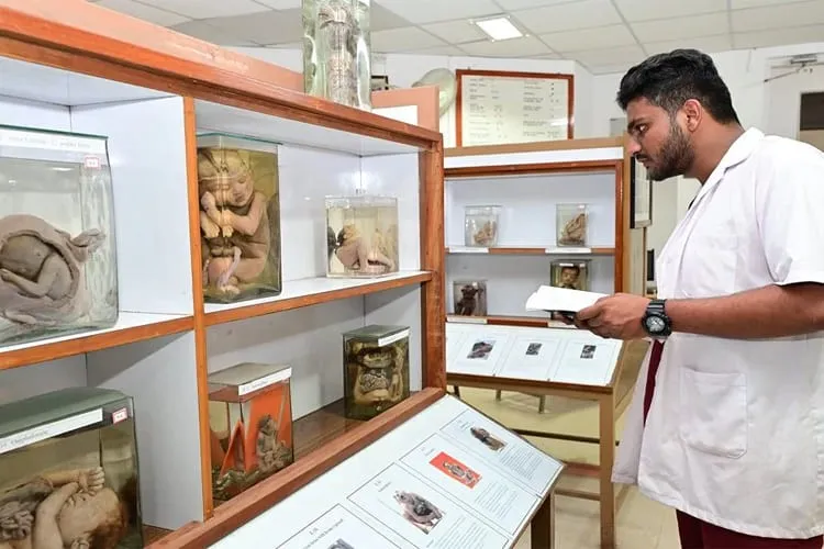 Sri Devaraj Urs Academy of Higher Education and Research, Kolar