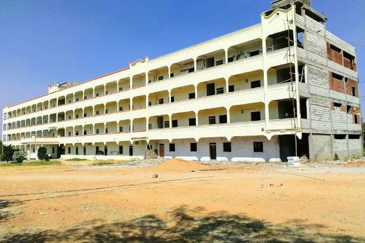 Sri Indu College of Engineering and Technology, Ranga Reddy