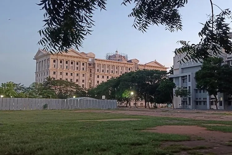 Sri Manakula Vinayagar School of Arts and Science, Pondicherry