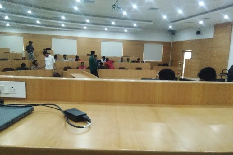 Sri Shakthi Institute of Engineering and Technology, Coimbatore