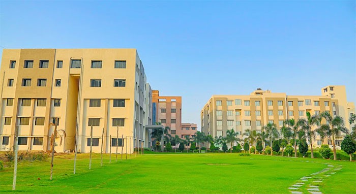 S. S. Agrawal Institute of Management and Technology, Navsari