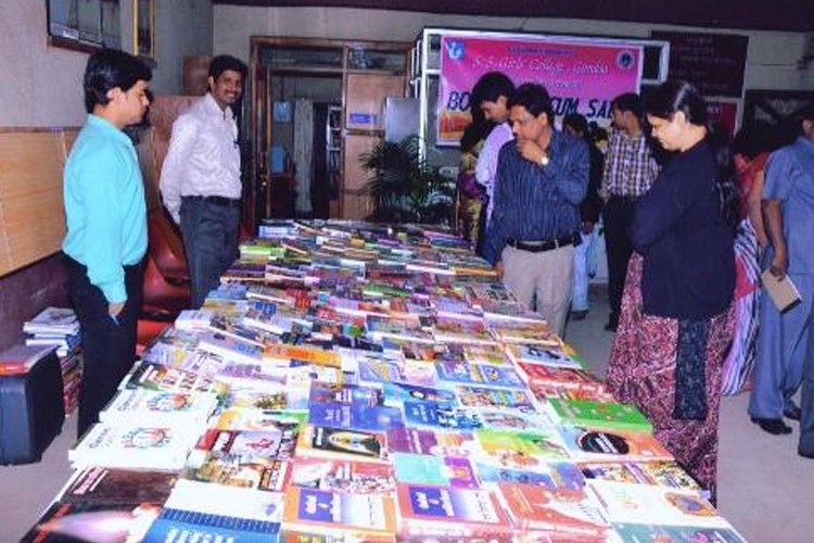 SS Girls College, Gondiya