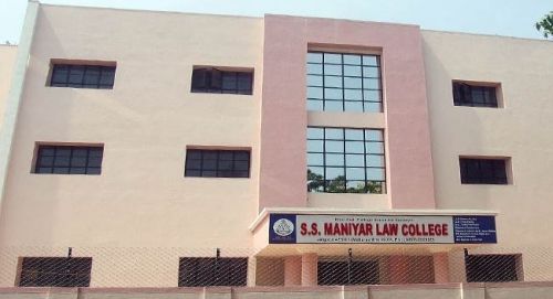 SS Maniyar Law College, Jalgaon