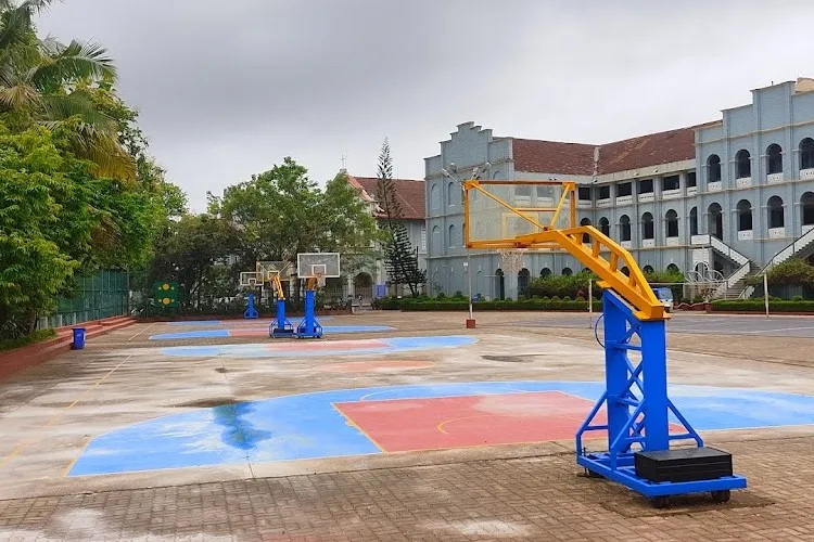 St. Aloysius, Mangalore