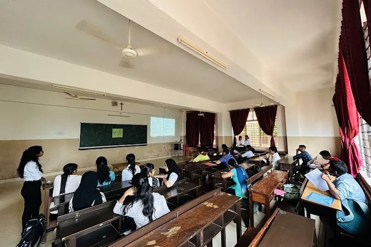 St. Aloysius, Mangalore