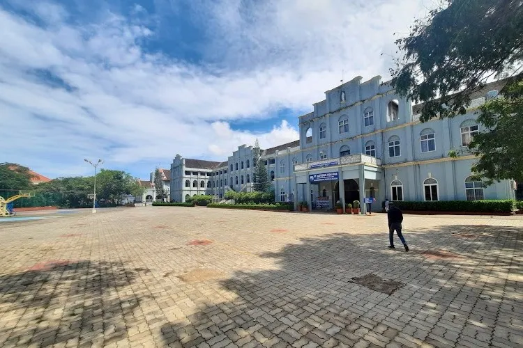 St. Aloysius, Mangalore