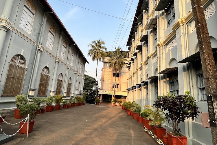 St. Aloysius, Mangalore