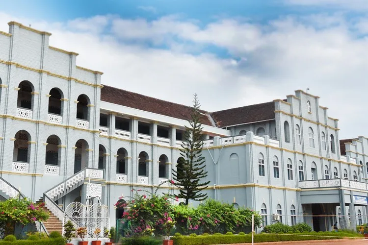 St. Aloysius, Mangalore