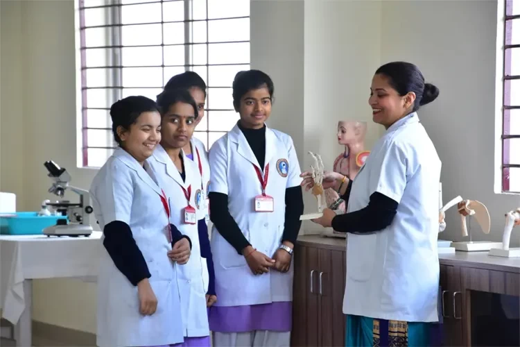 St. Mary's College of Nursing, Lucknow