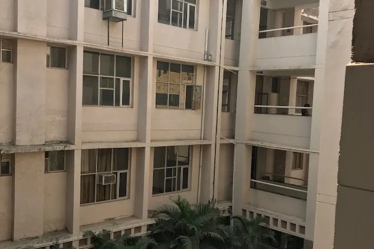 Sudha Rustagi College of Dental Sciences and Research, Faridabad