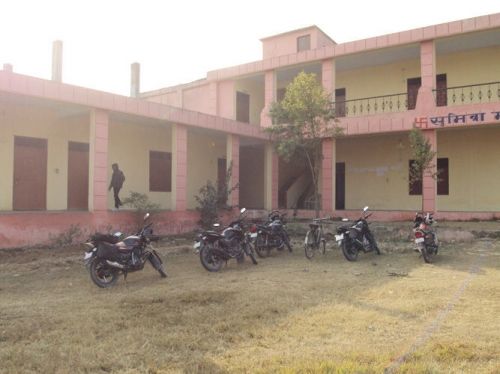 Sumitra College, Jaunpur