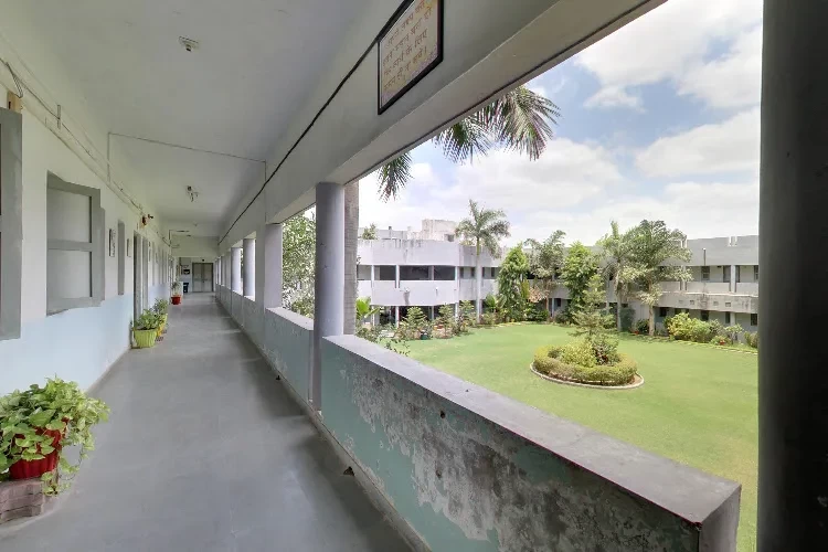 SV Institute of Management, Kadi