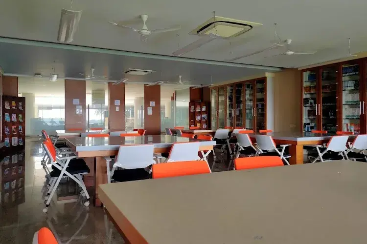 SVKM'S NMIMS, School of Pharmacy & Technology Management, Shirpur