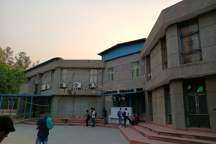Swami Shraddhanand College, New Delhi