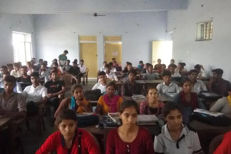 Swargiya Pandit Nawal Kishore Sharma Government PG College, Dausa