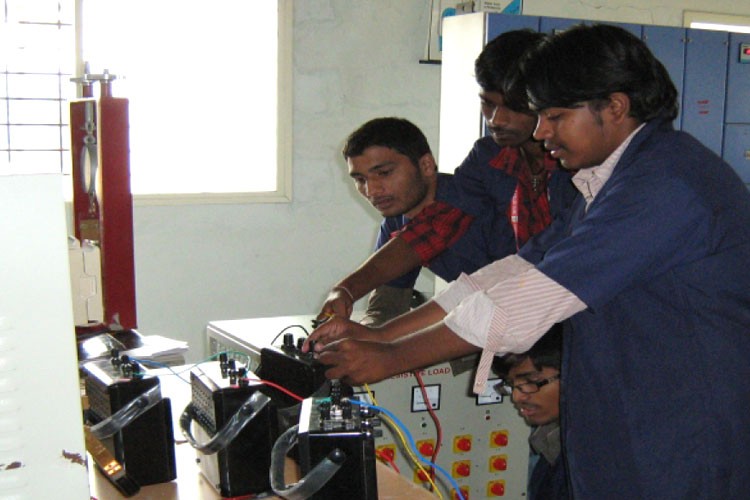 Swathi Institute of Technology and Sciences, Ranga Reddy