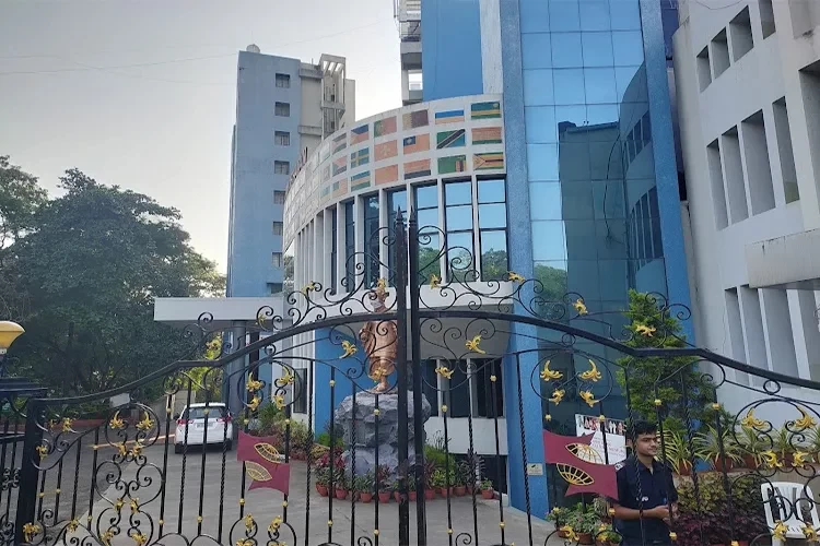 Symbiosis College of Arts and Commerce, Pune