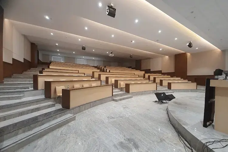 Symbiosis Medical College for Women, Pune