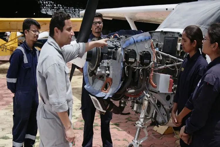 The Bombay Flying Club, Mumbai
