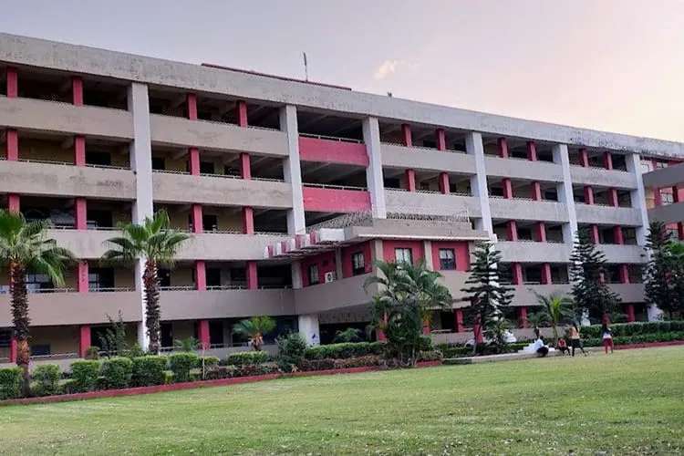 Triveni Institute of Dental Sciences, Hospital & Research Centre, Bhilai
