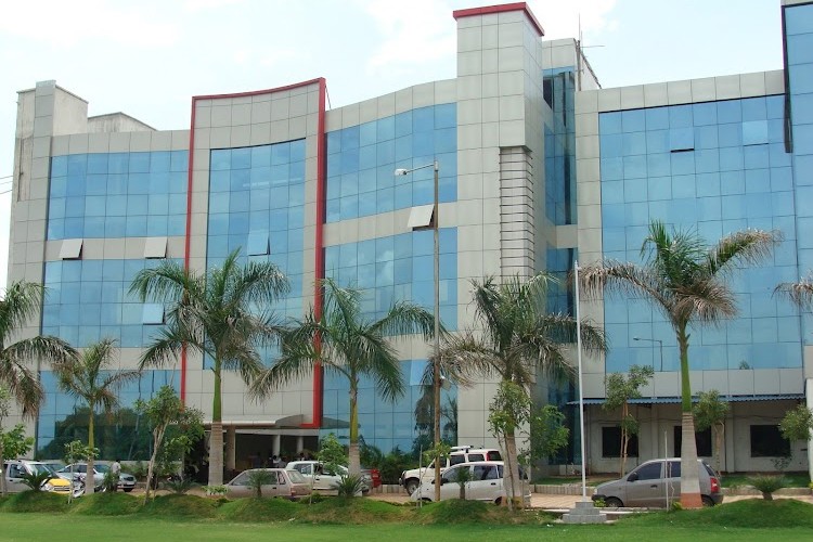 Tulsiramji Gaikwad-Patil College of Engineering and Technology, Nagpur