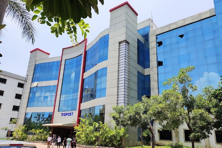 Tulsiramji Gaikwad-Patil College of Engineering and Technology, Nagpur