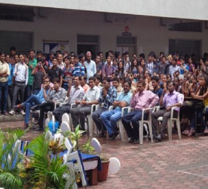 Udhna Citizen Commerce College, Surat