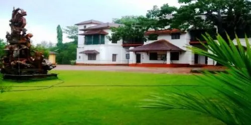 UC College, Aluva