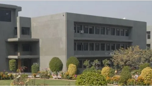 United Institute of Technology, Prayagraj