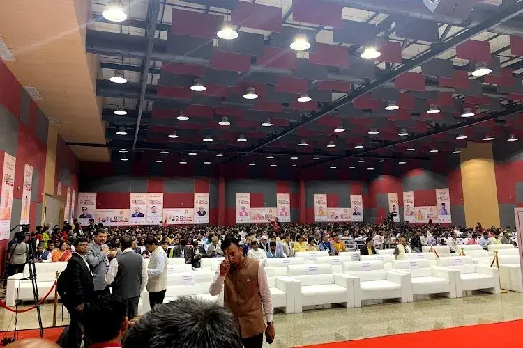 Unitedworld Institute of Technology, Gandhinagar