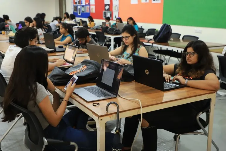 Unitedworld Institute of Technology, Gandhinagar