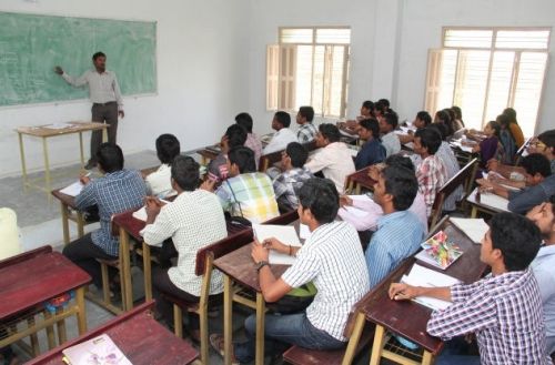 Universal College of Engineering and Technology, Guntur