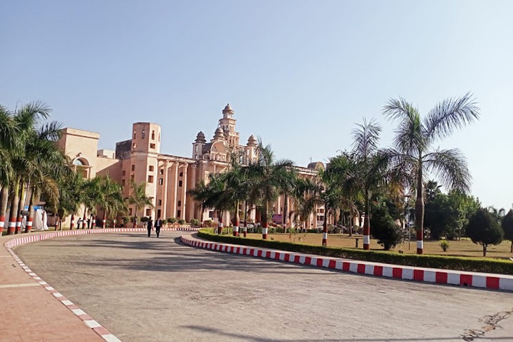 Veer Madho Singh Bhandari Uttarakhand Technical University, Dehradun