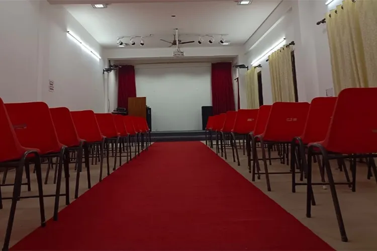 Uttaranchal College of Science & Technology, Dehradun