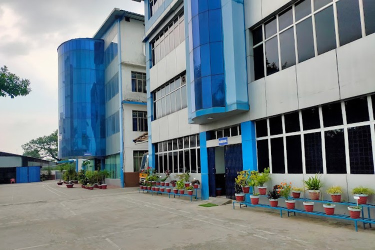 Uttaranchal P.G. College of Bio-Medical Sciences and Hospital, Dehradun