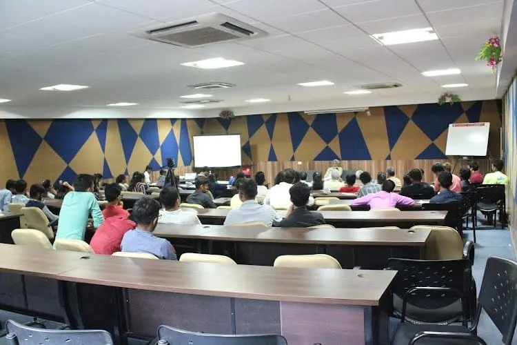 V. M. Patel Institute of Management, Mehsana