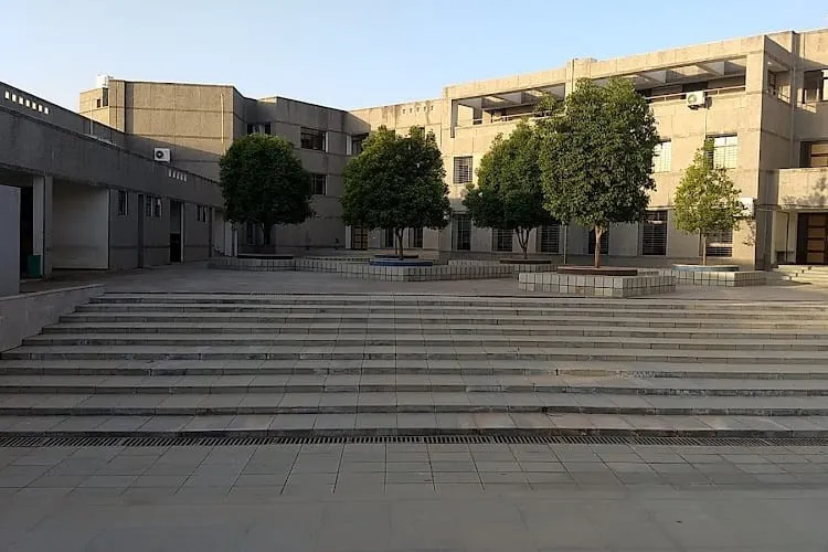 V. M. Patel Institute of Management, Mehsana