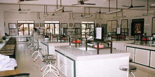Vaidyaratnam Ayurveda College, Thrissur