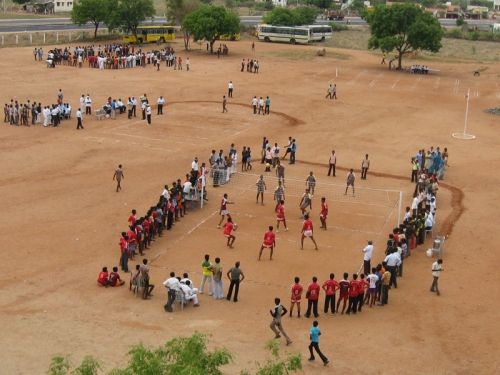 Valluvar College of Science and Management, Karur