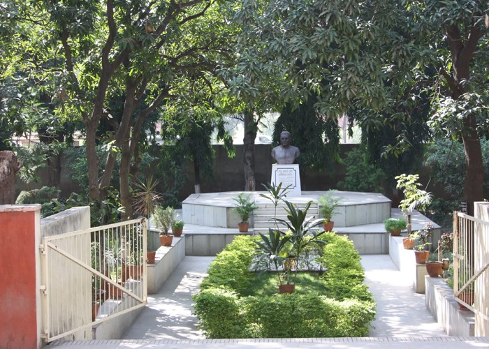 Vasantrao Naik Mahavidyalaya, Aurangabad