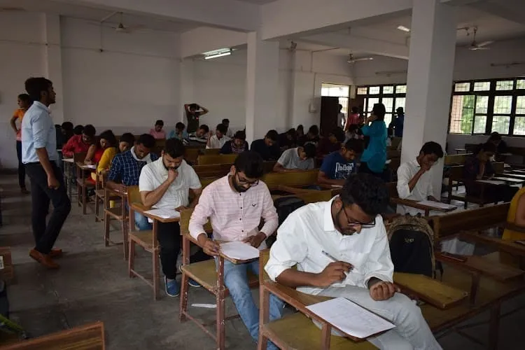 Vaugh Institute of Agricultural Engineering and Technology, Prayagraj