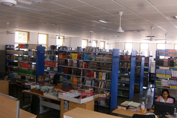 VDF School of Pharmacy, Latur