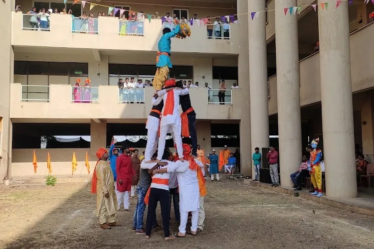 VDF School of Pharmacy, Latur