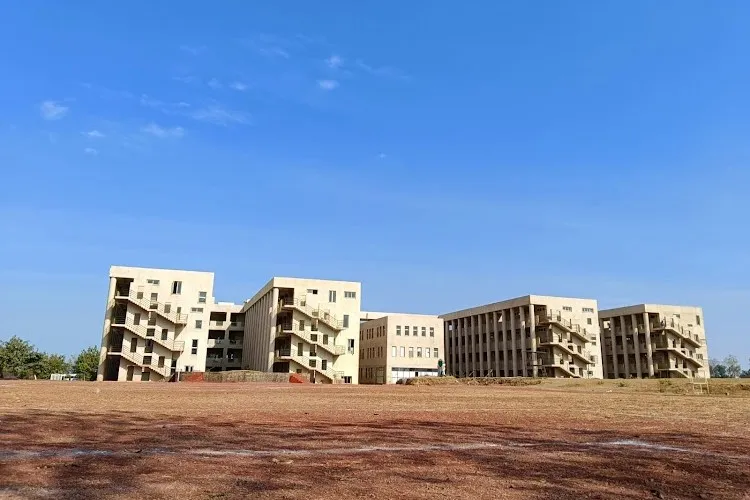 VDF School of Pharmacy, Latur