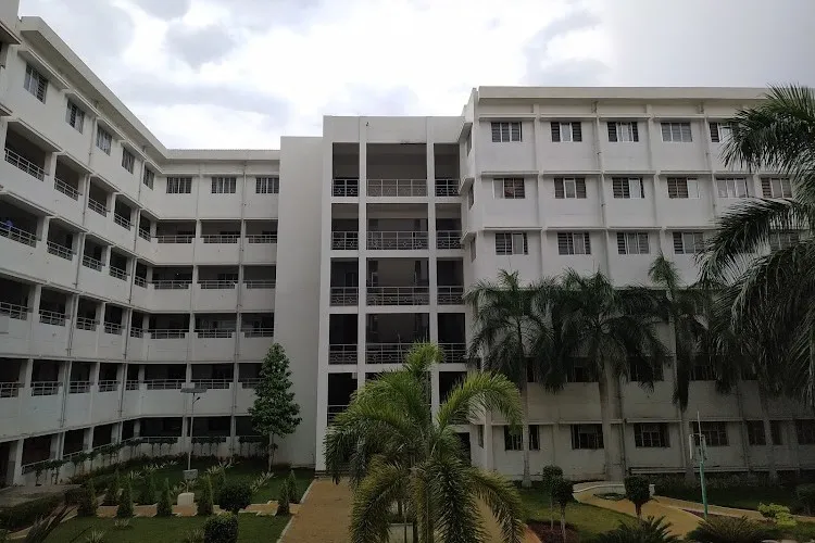 Velalar College of Engineering and Technology, Erode
