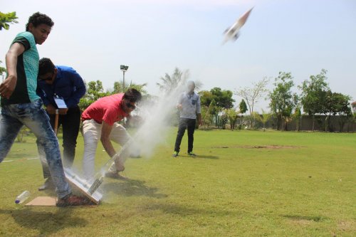 Vidhyadeep Institute of Computer and Information Technology, Surat