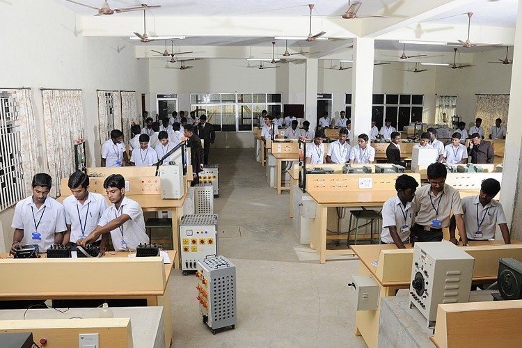 Vidyaa Vikas College of Engineering and Technology, Namakkal